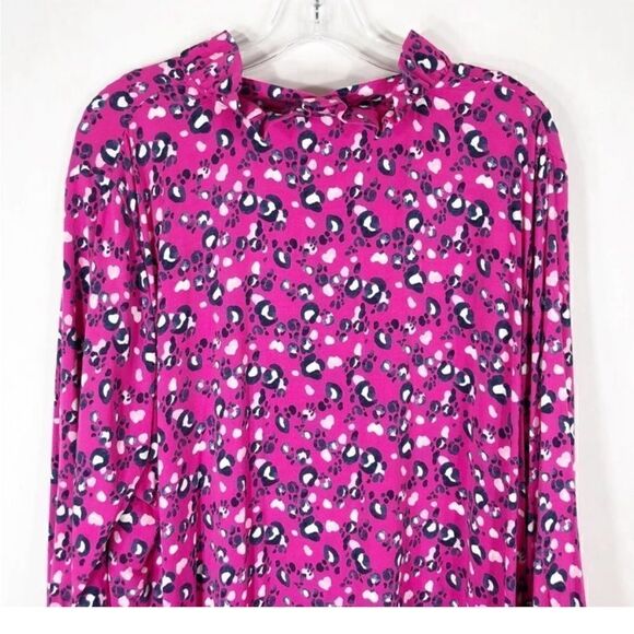 Crown & Ivy Pink & Black Animal Print Ruffle
V Neck Stretch Popover Top - Picture 4 of 9